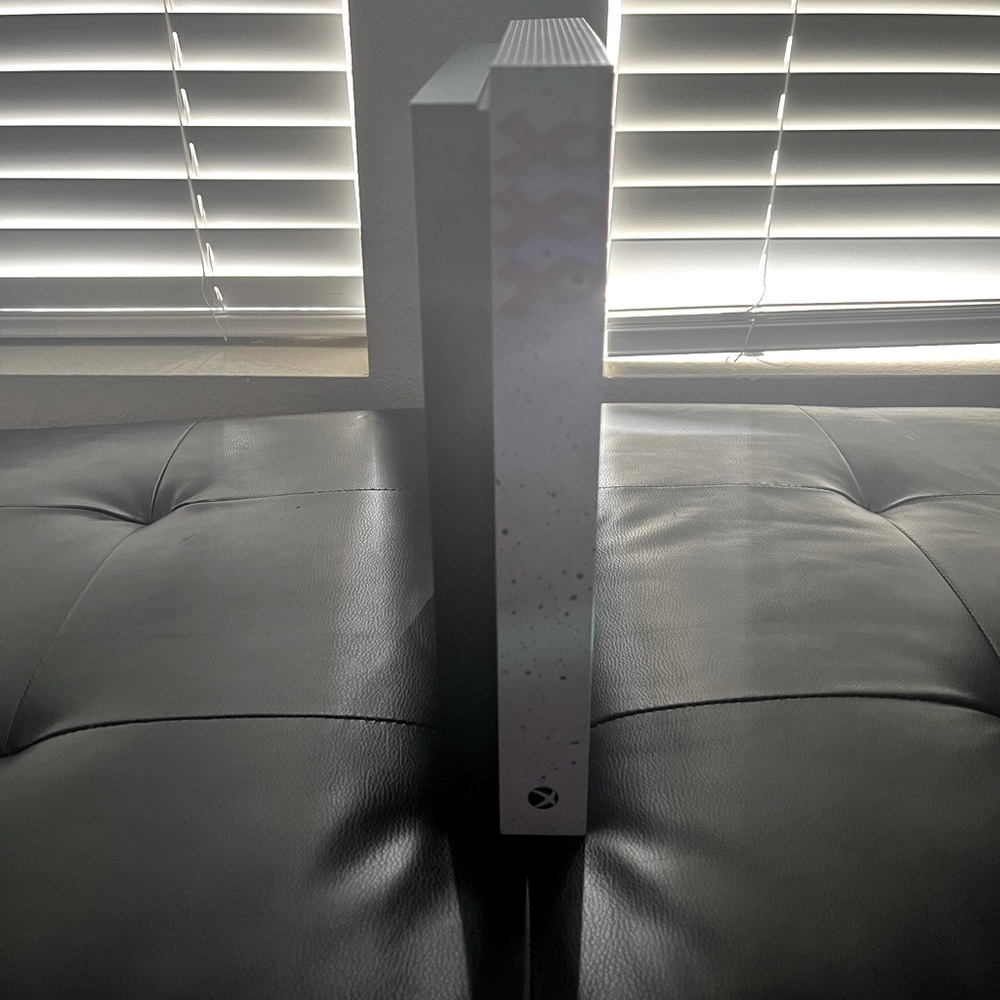 XBOX ONE X